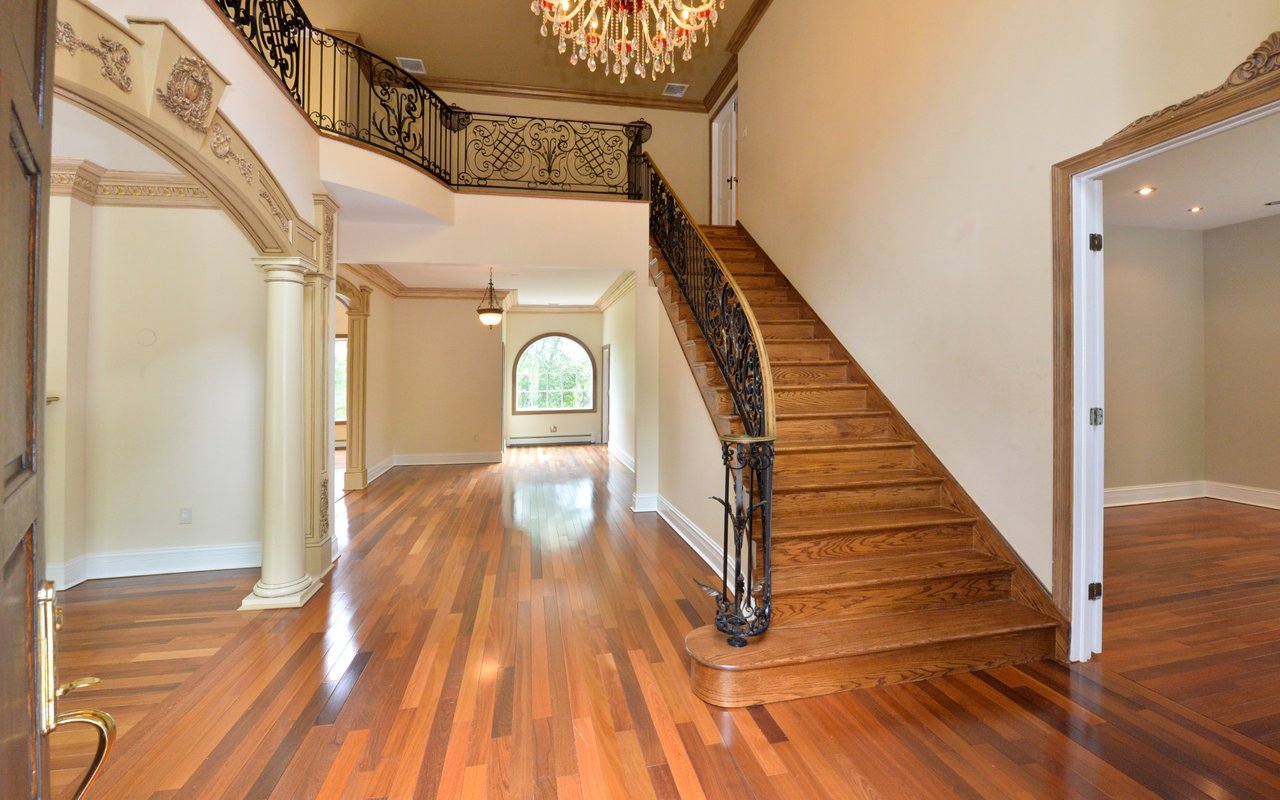 68 Hillcrest Drive