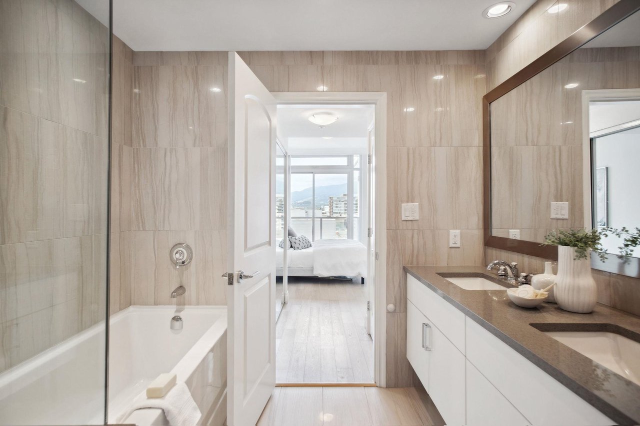 1109-199 Victory Ship Way, North Vancouver