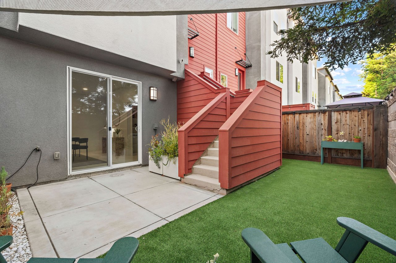 367 Ellicott LOOP