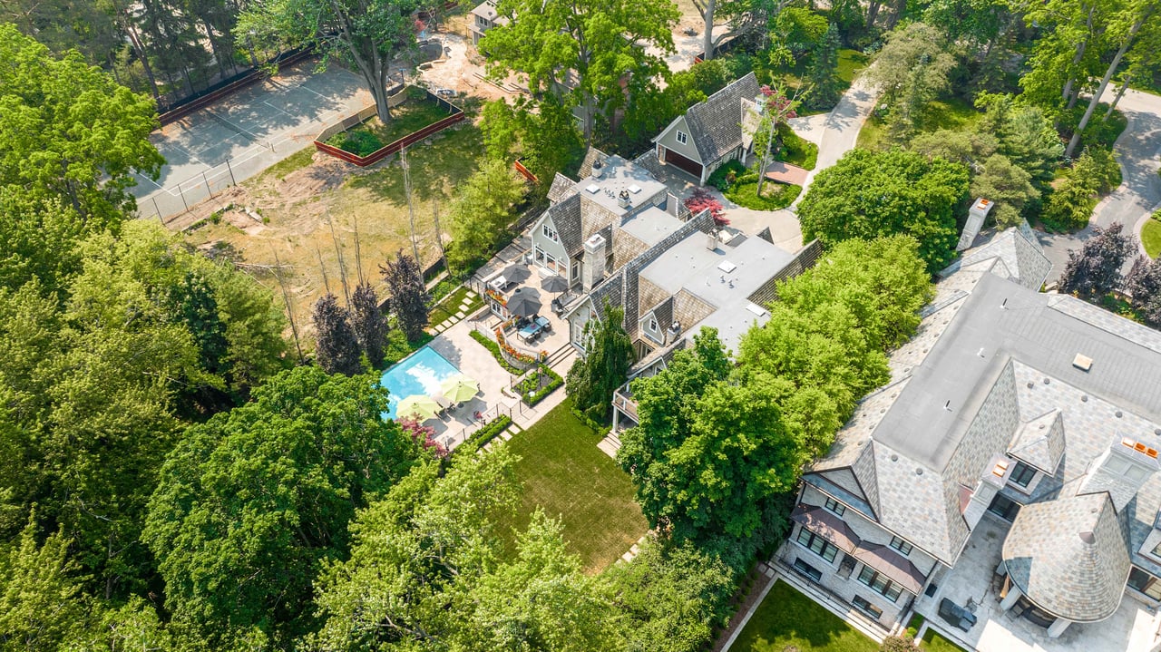 Ranch Inspired Estate in Oakville 