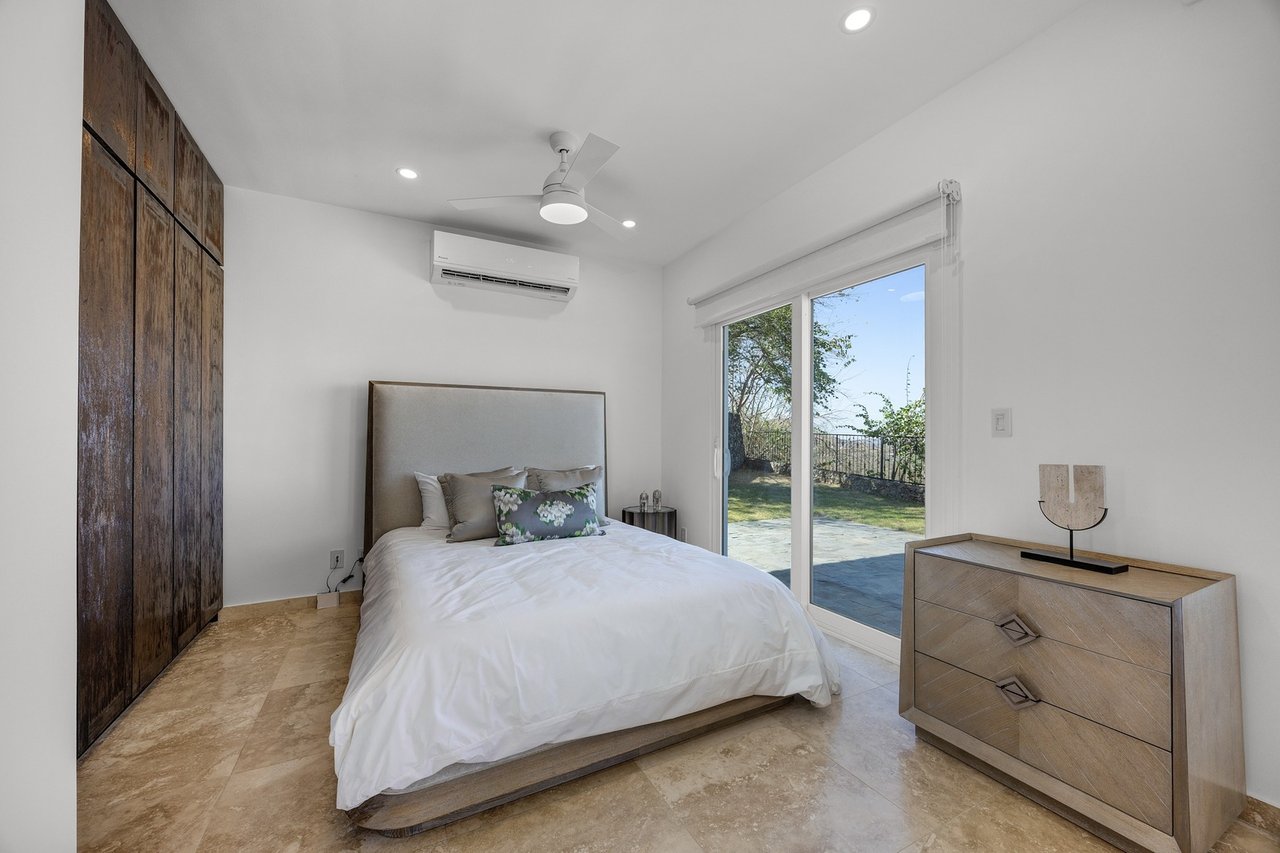 Renovated Tropical Ocean Estate, Flamingo, Guanacaste