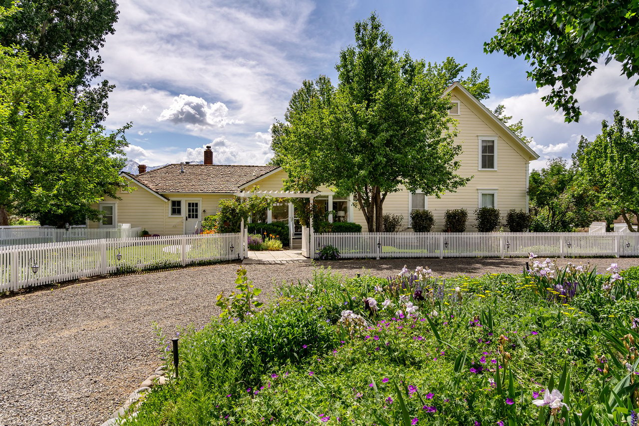 Historic Berry Farm Wedding Venue and Home