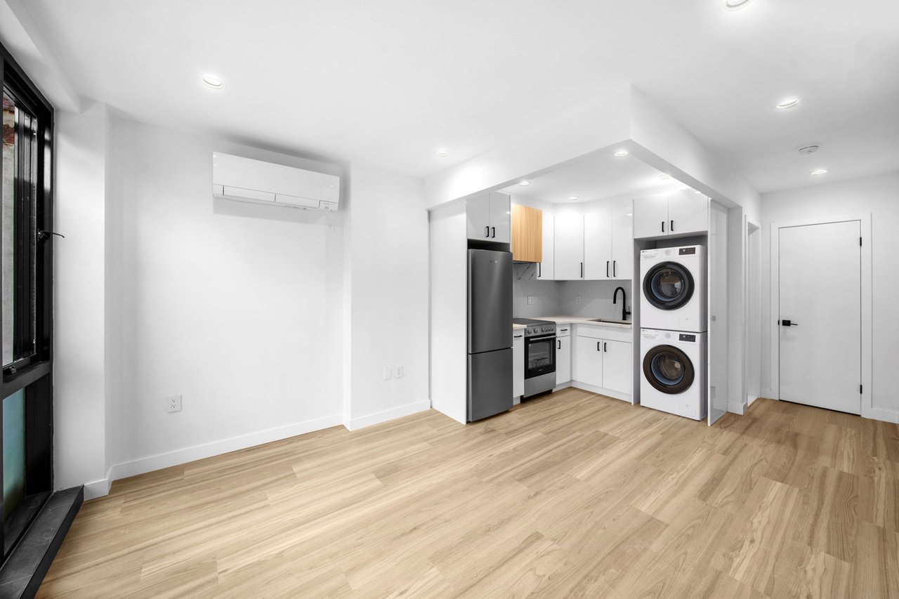 378 Kosciuszko St, Unit 1