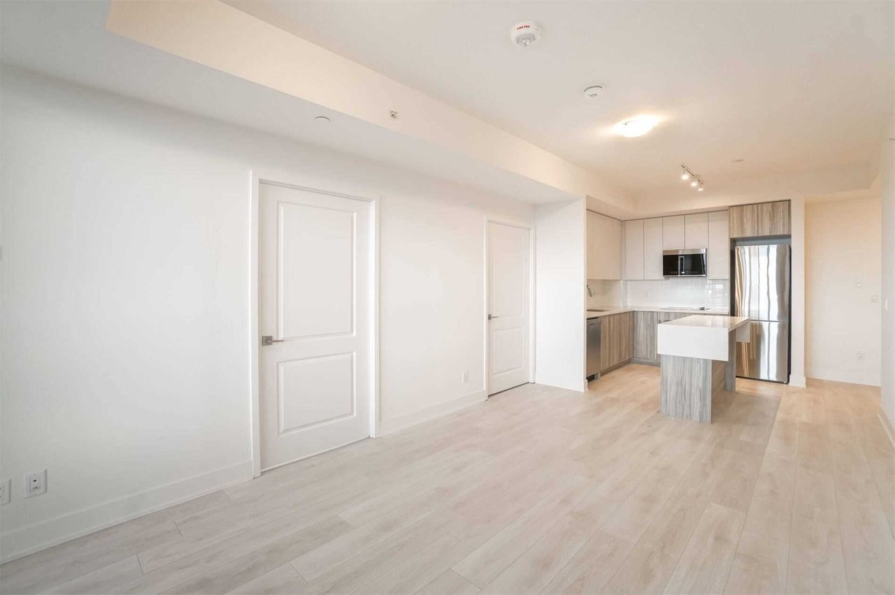 #1110-297 Oak Walk Dr