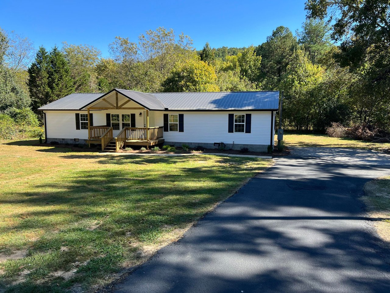  221 Valley Dr, Attalla, AL 35954