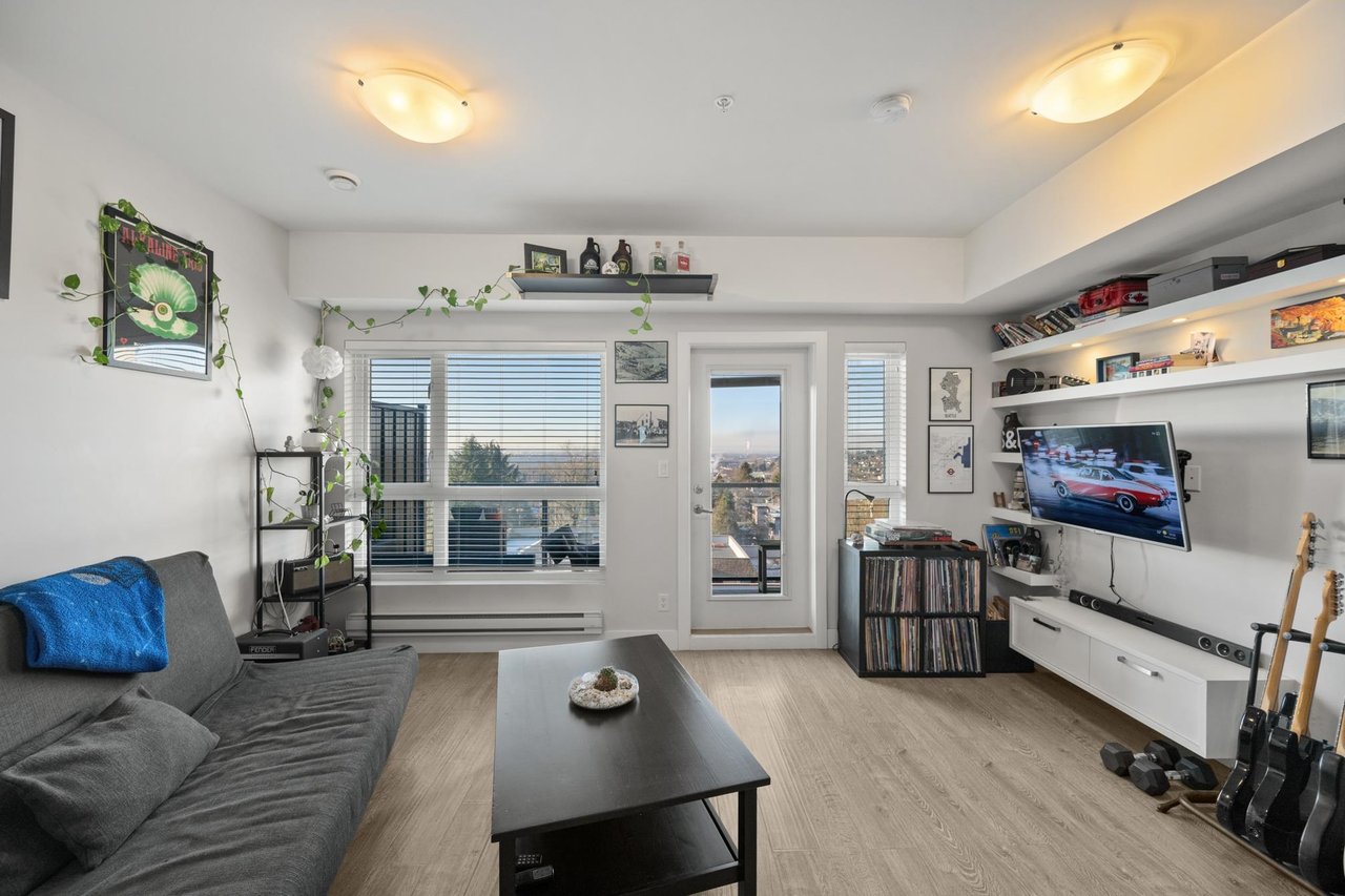 508-809 Fourth Ave