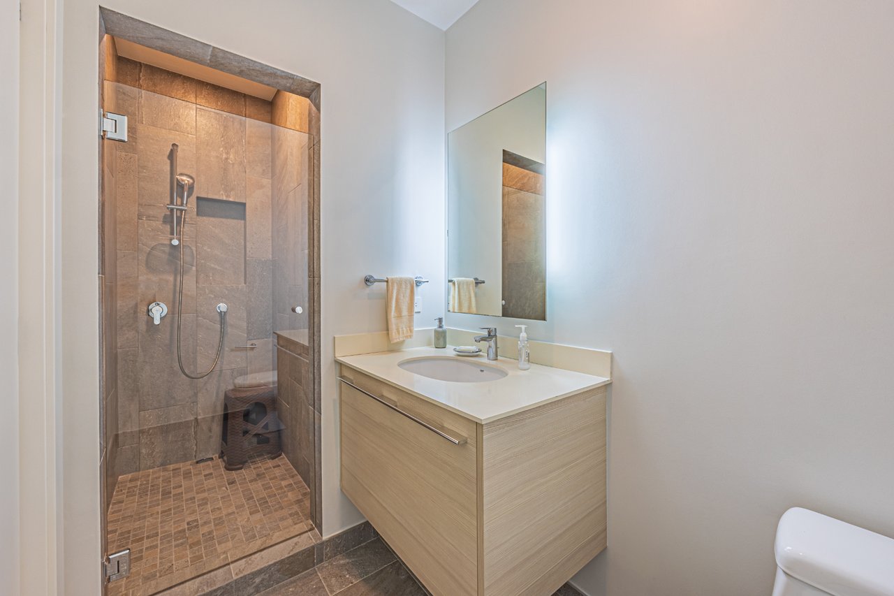 Beachfront Penthouse Luxury Condo, Uvita, Puntarenas