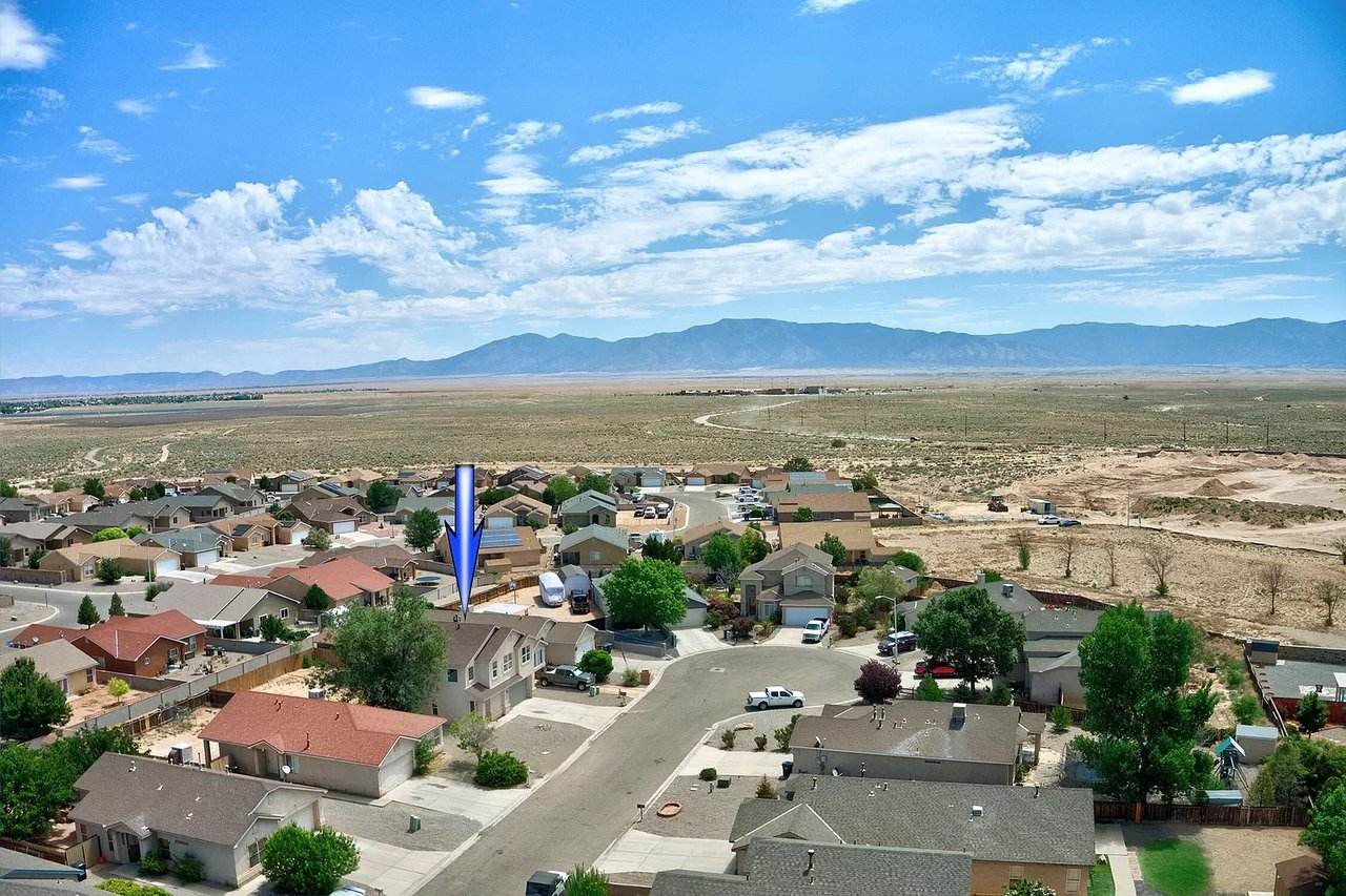 33 Violeta Place Los Lunas