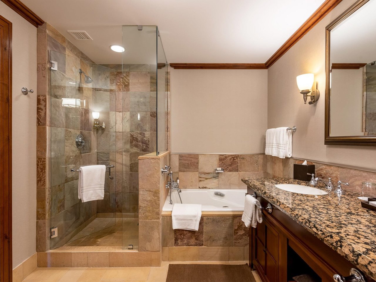 263-4591 Blackcomb Wy