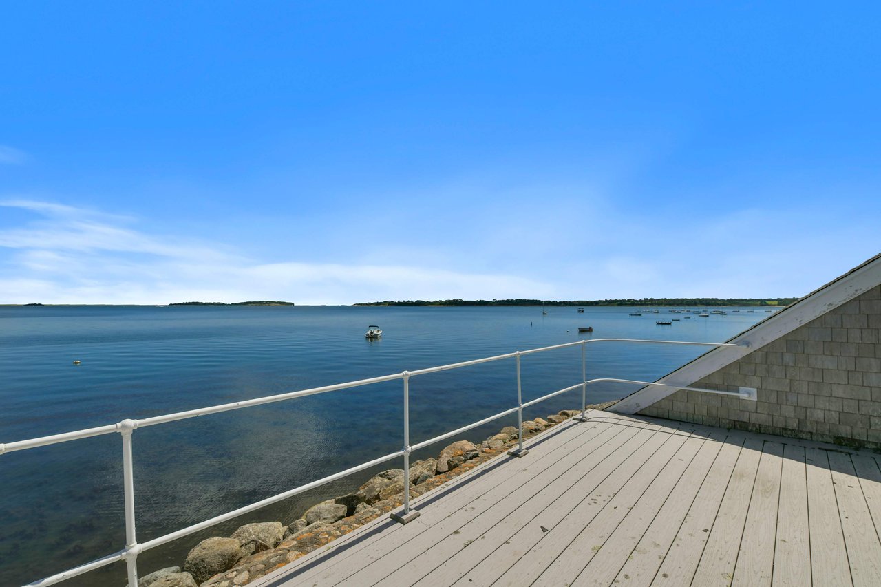 Waterfront on Little Pleasant Bay