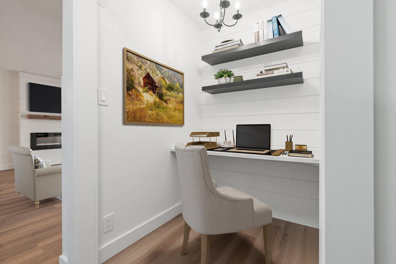 307-9080 Mary St