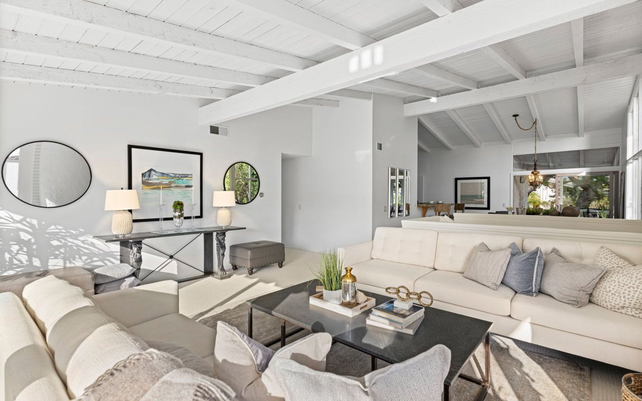 408 Vista Flora