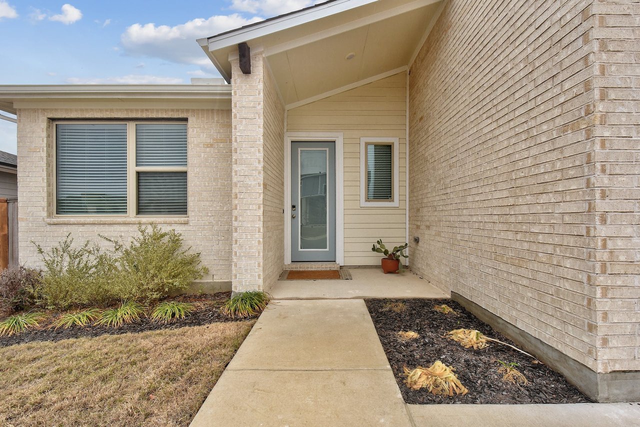8206 Dampton Ln, Austin, Texas 78744