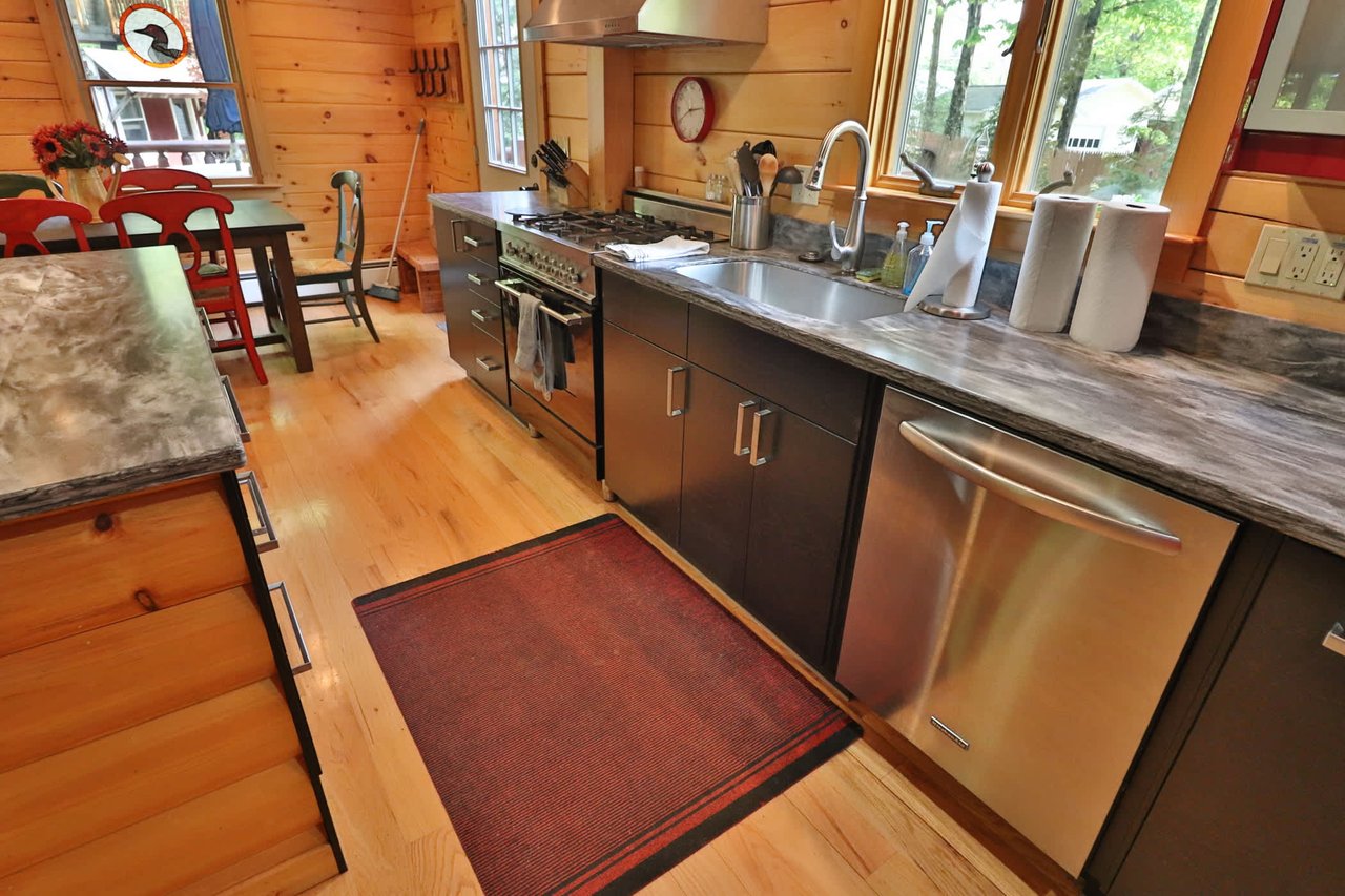 Single family log home ski season rental