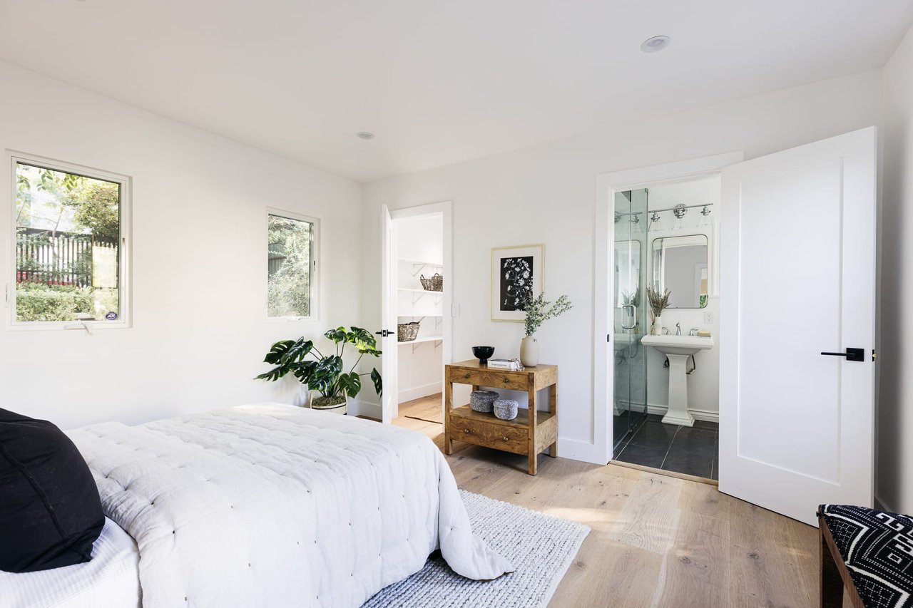A Designer Done Traditional in Silver Lake 