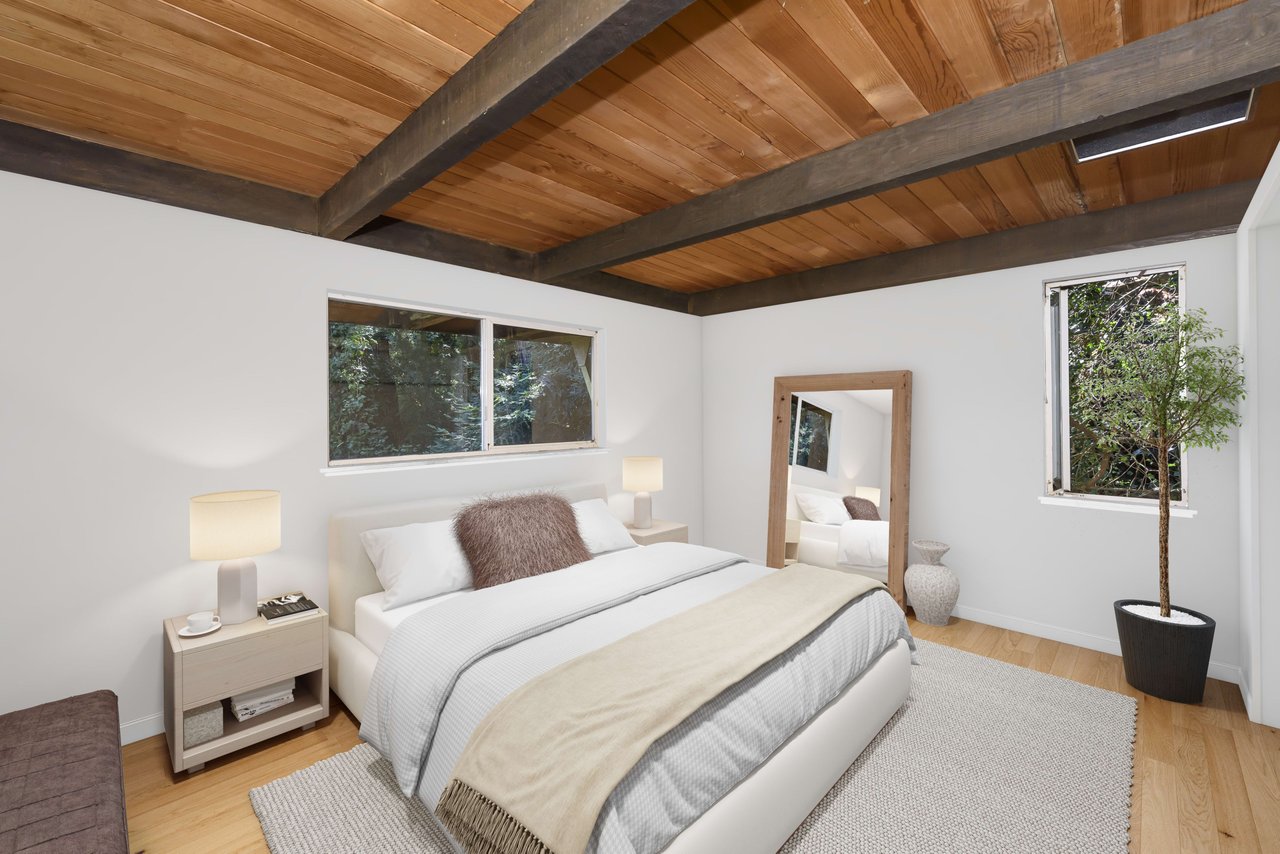 Enchanted and Serene Tree House Property- Represented Seller