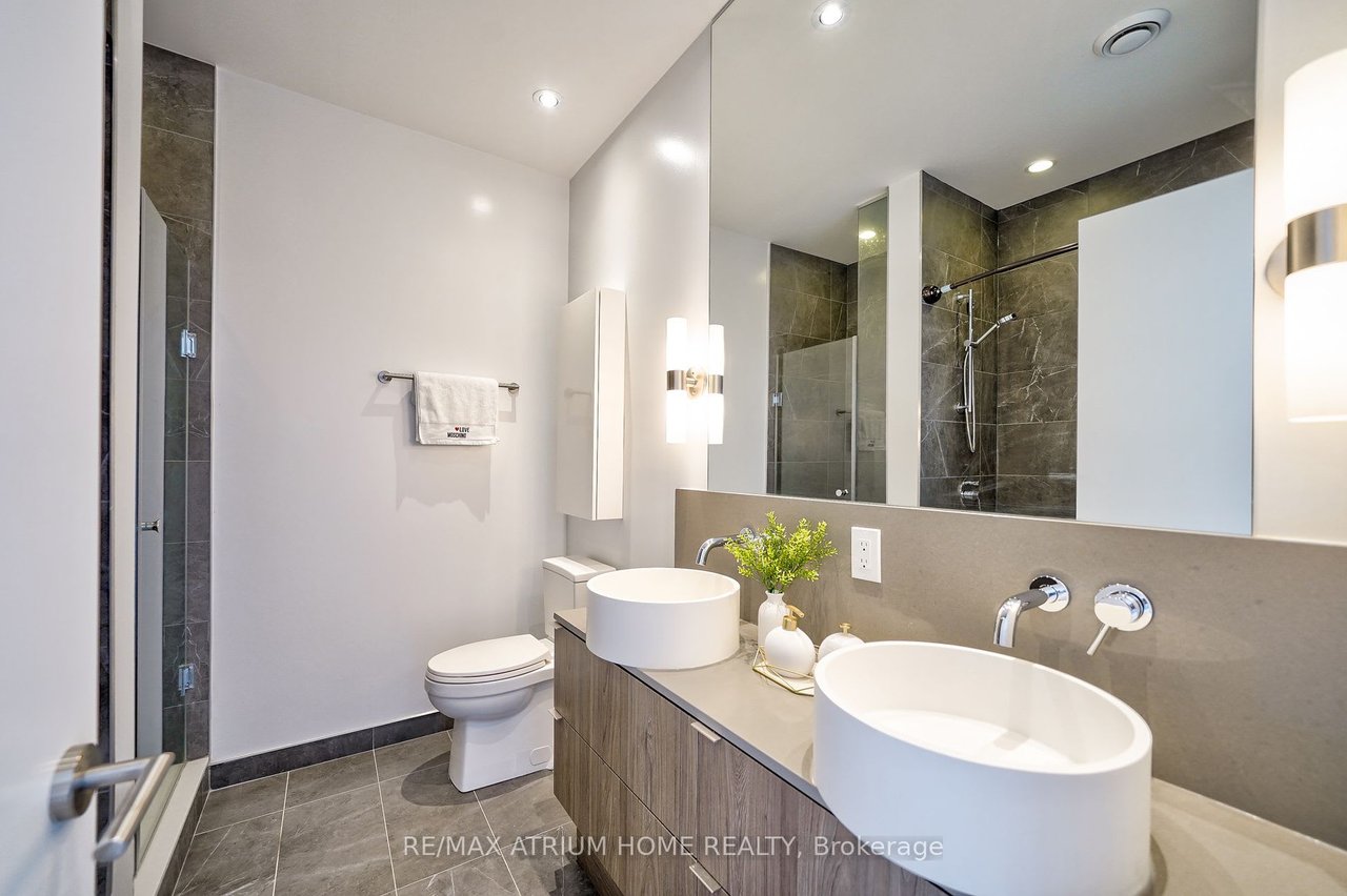 MIDTOWN LUXURY 
