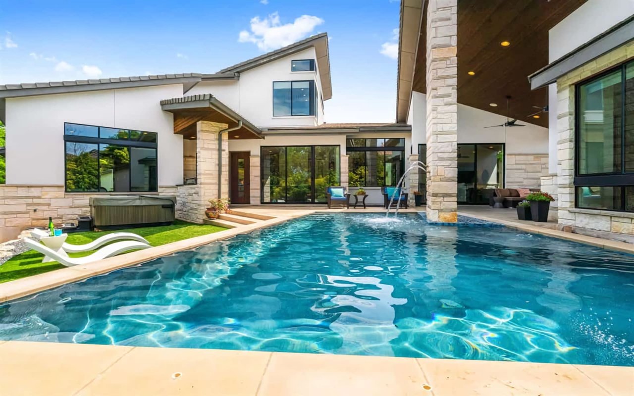 Sold / Pre-MLS / Unique Luxury in the Hills of Lakeway