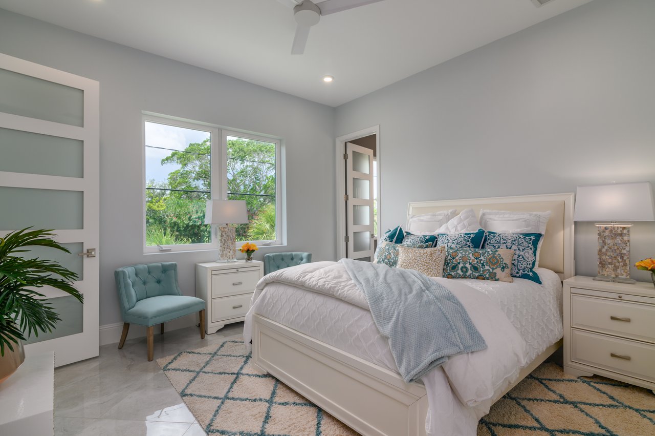 500 Ketch Lane, Country Club Shores, Longboat Key