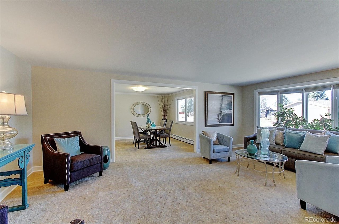 4566 S Yosemite Crt