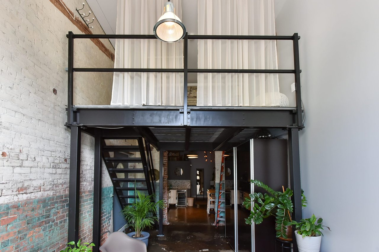 I-ZONE LOFTS