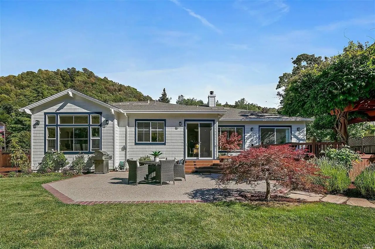 47 Oxford Dr