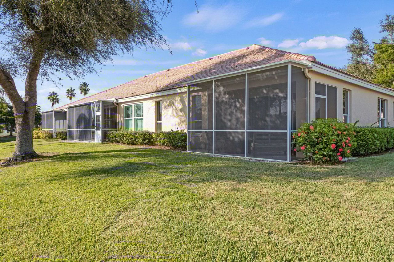 Lexington Carriage Home , 8813 Stockbridge Drive Fort Myers FL
