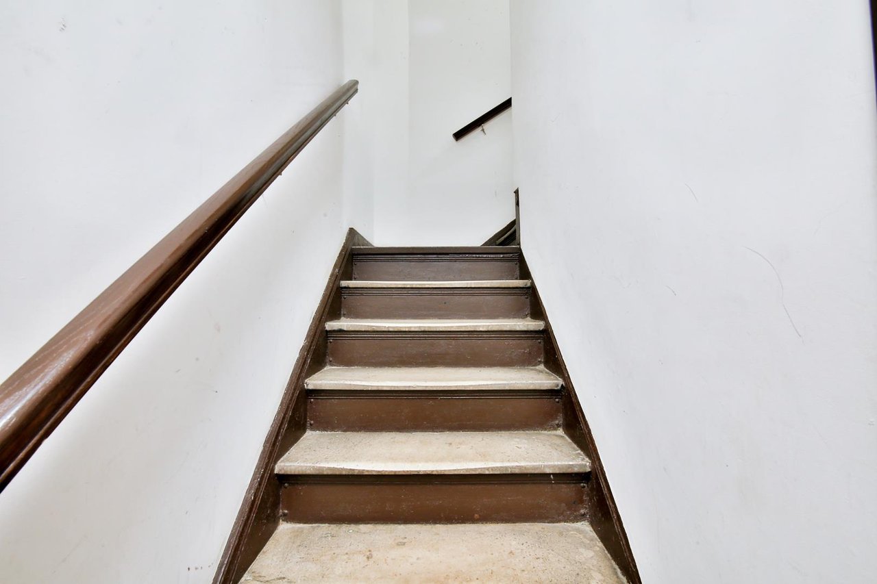 102 West 80th Street, Apt 62