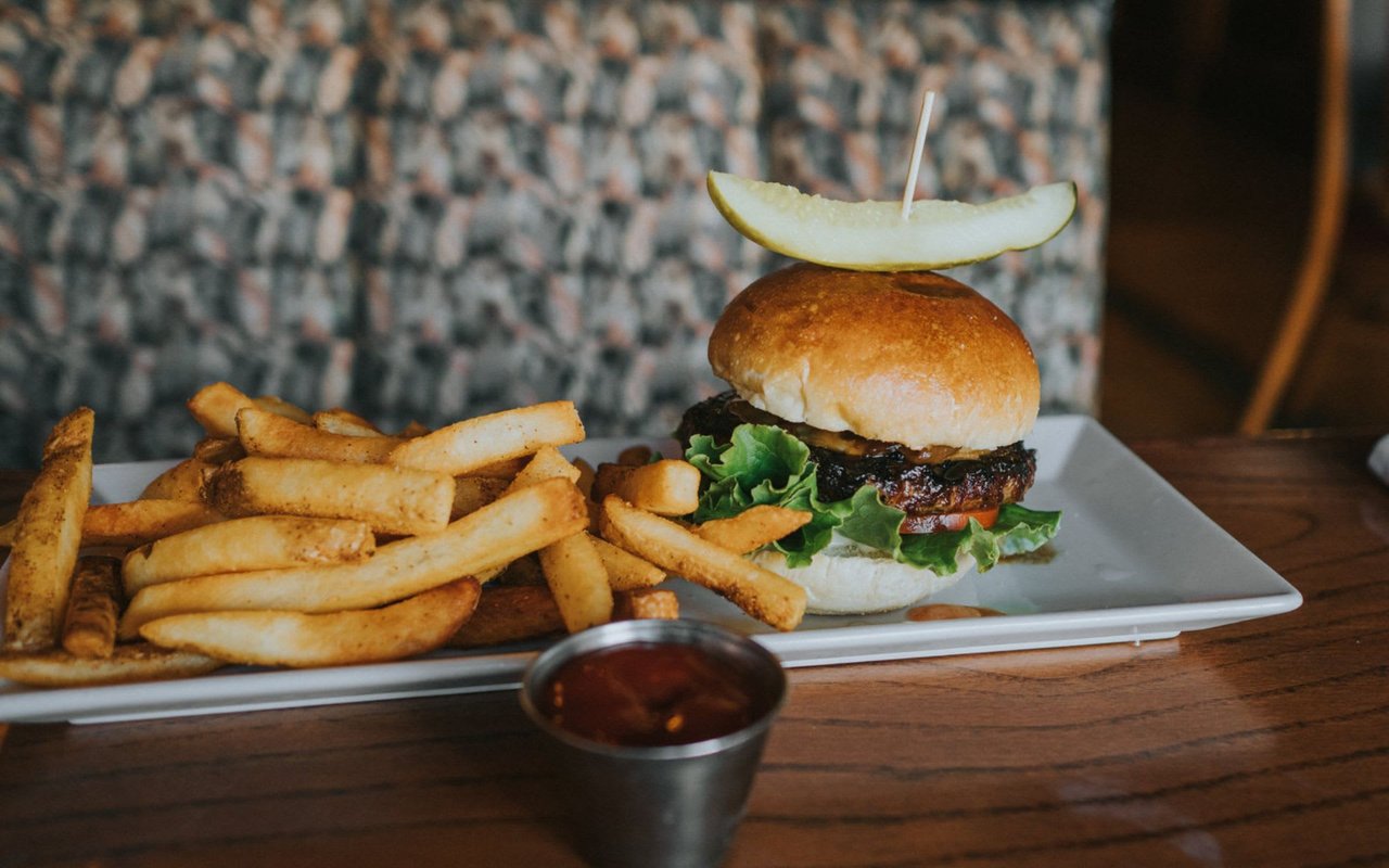 The Trumpeter Public House | Skagit Commercial Real Estate