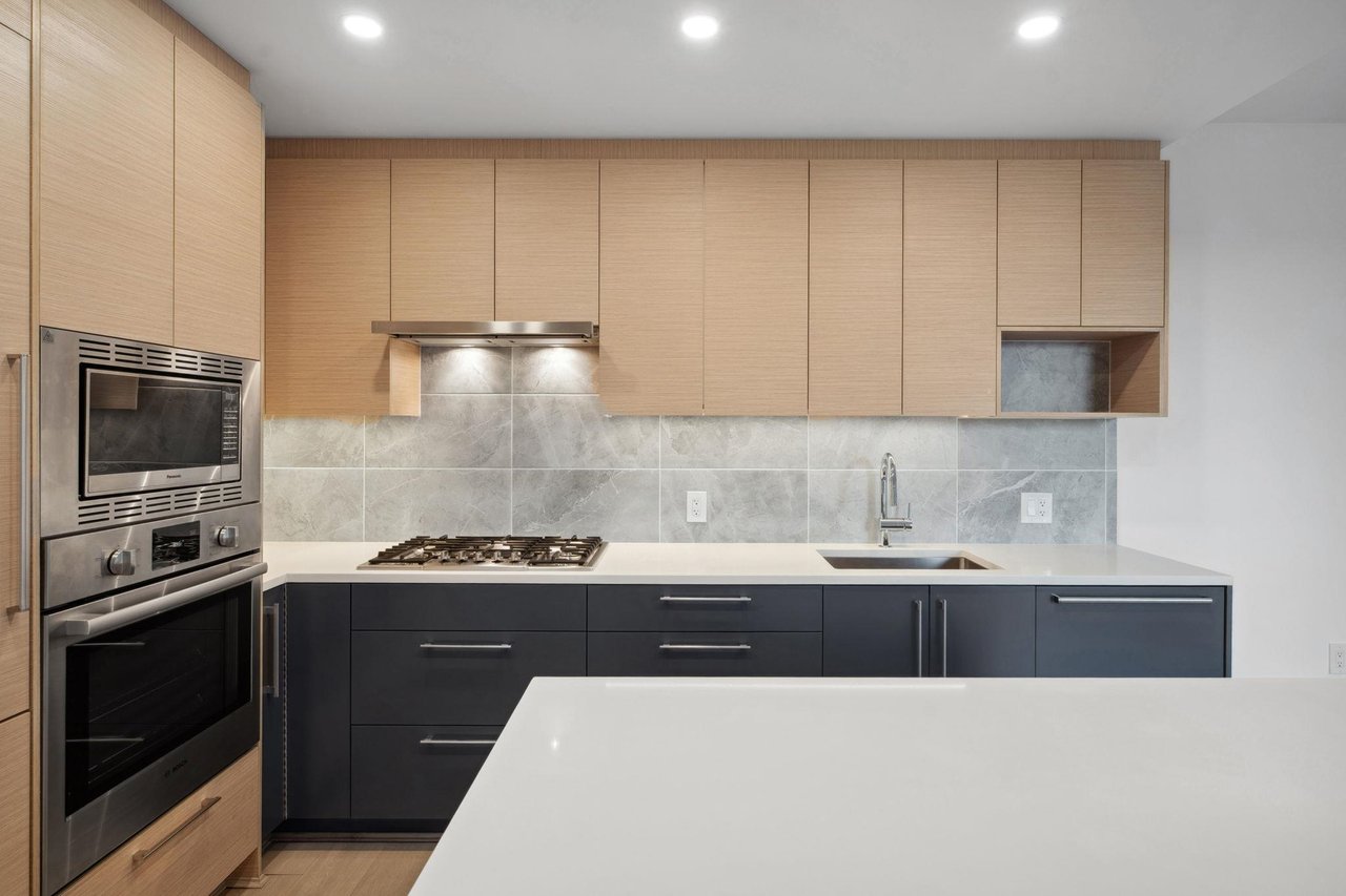 409-8888 Osler St