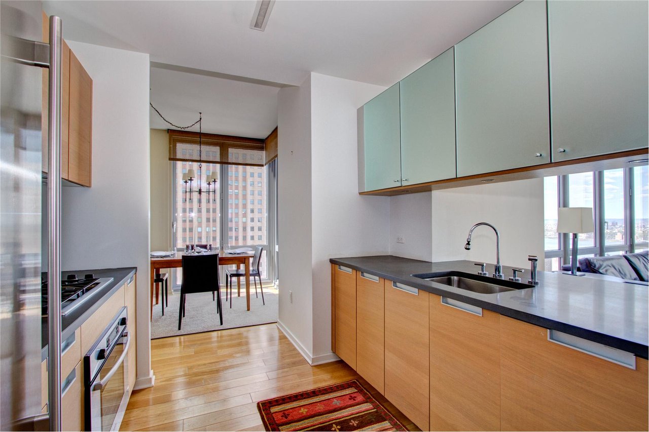 310 West 52nd St, 29C