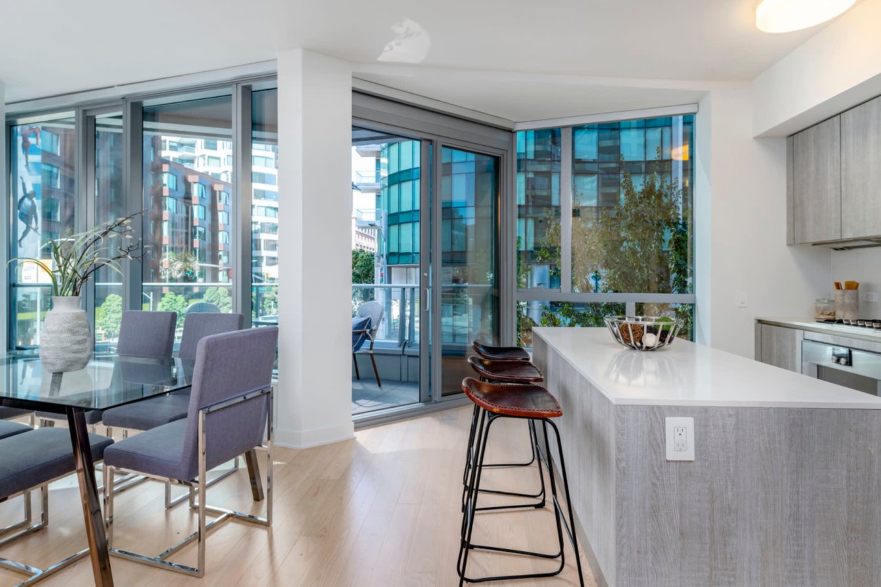 318 Main Street Unit: 2E