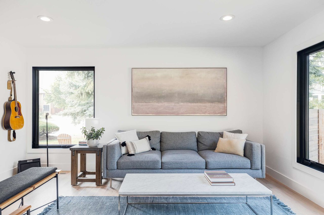 6095 Old Brompton Road