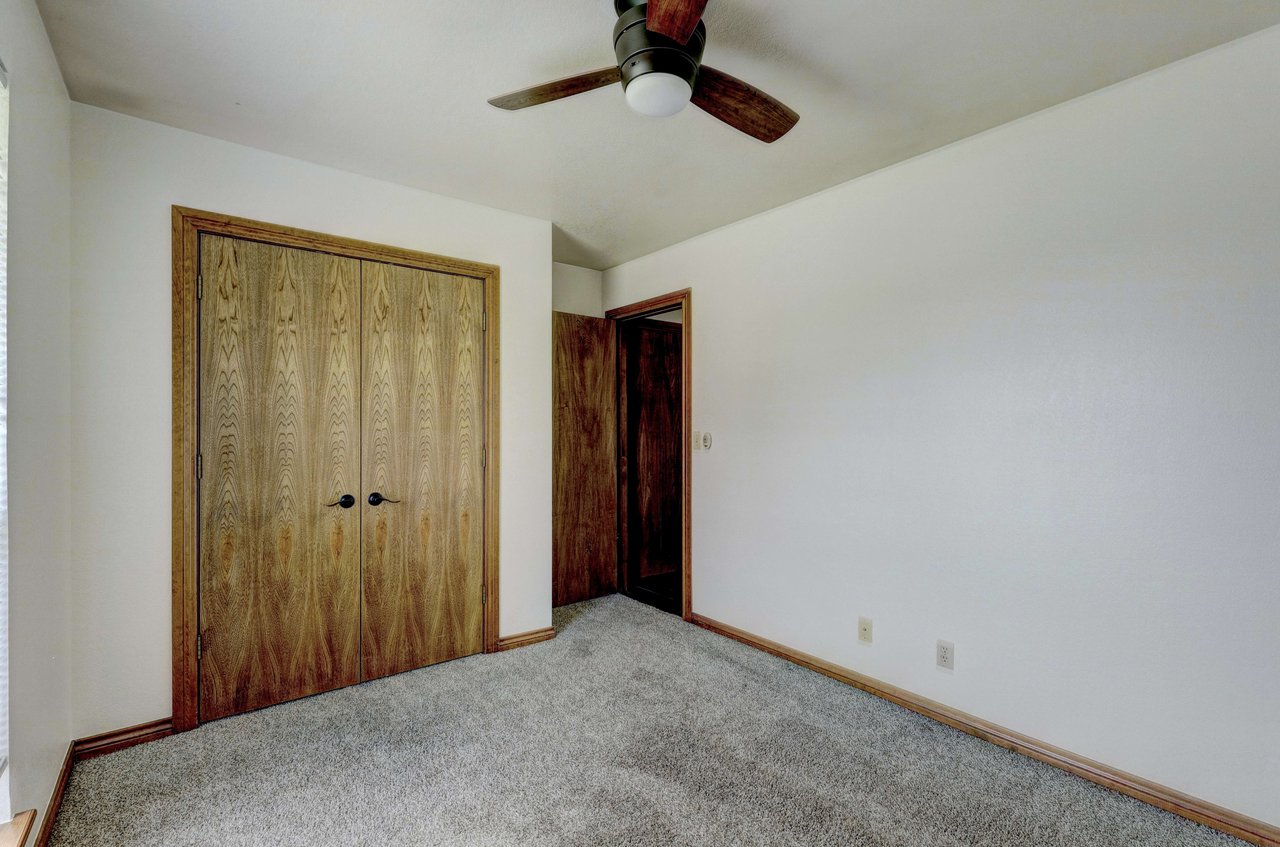 1205 Windsor Place
