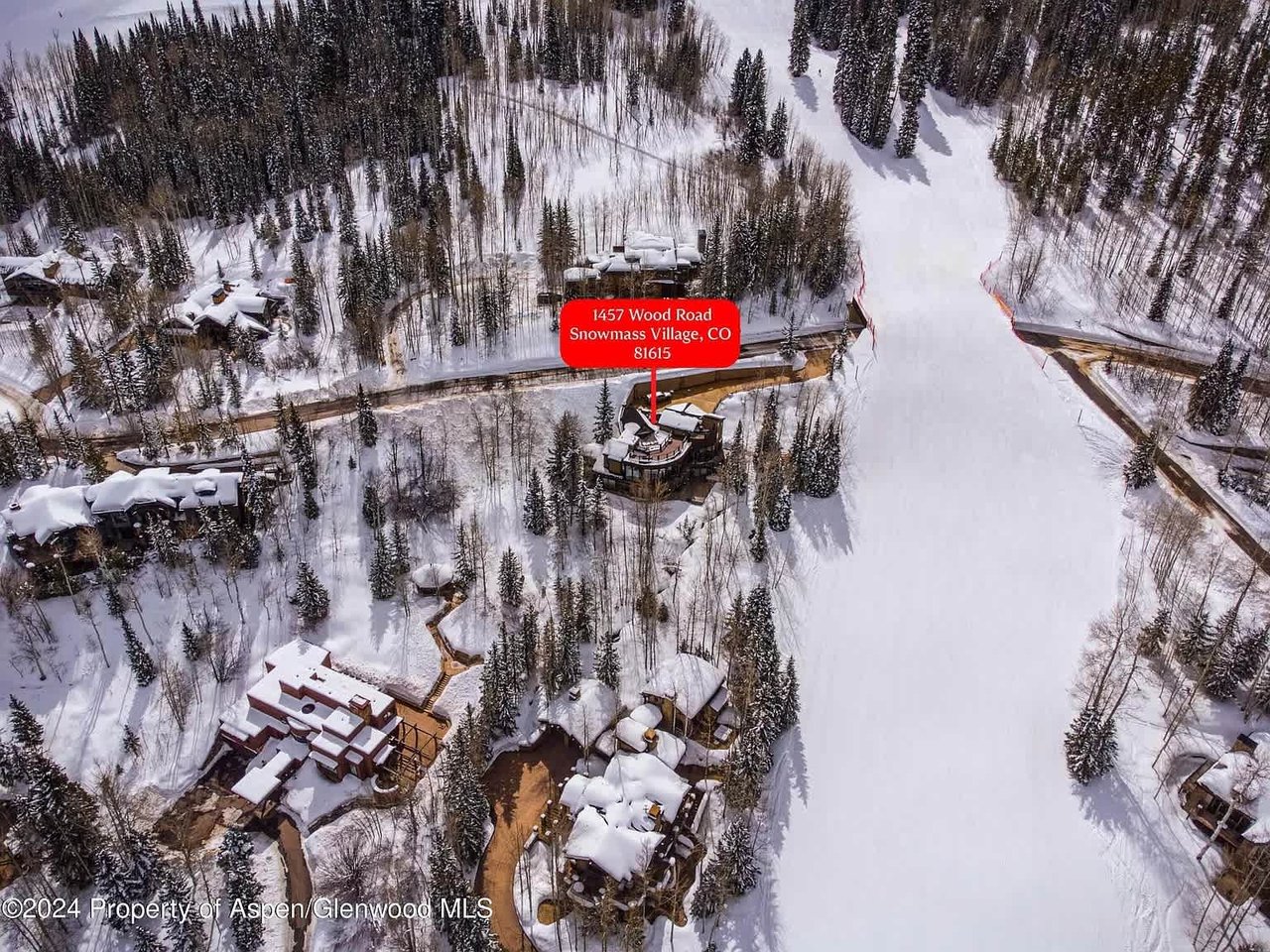  Perfect Gateway with Great Ski Acess - Snowmass Village