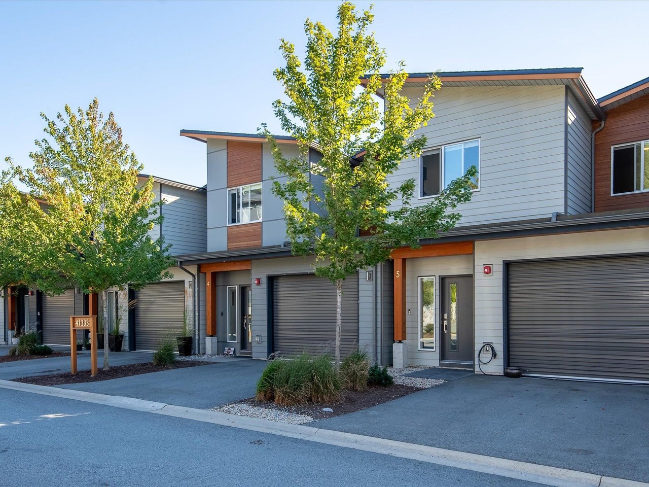 5-41333 Skyridge Pl