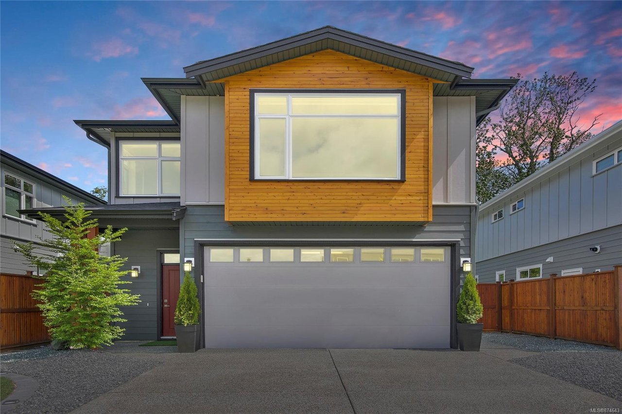 2187 Deerbrush Cres