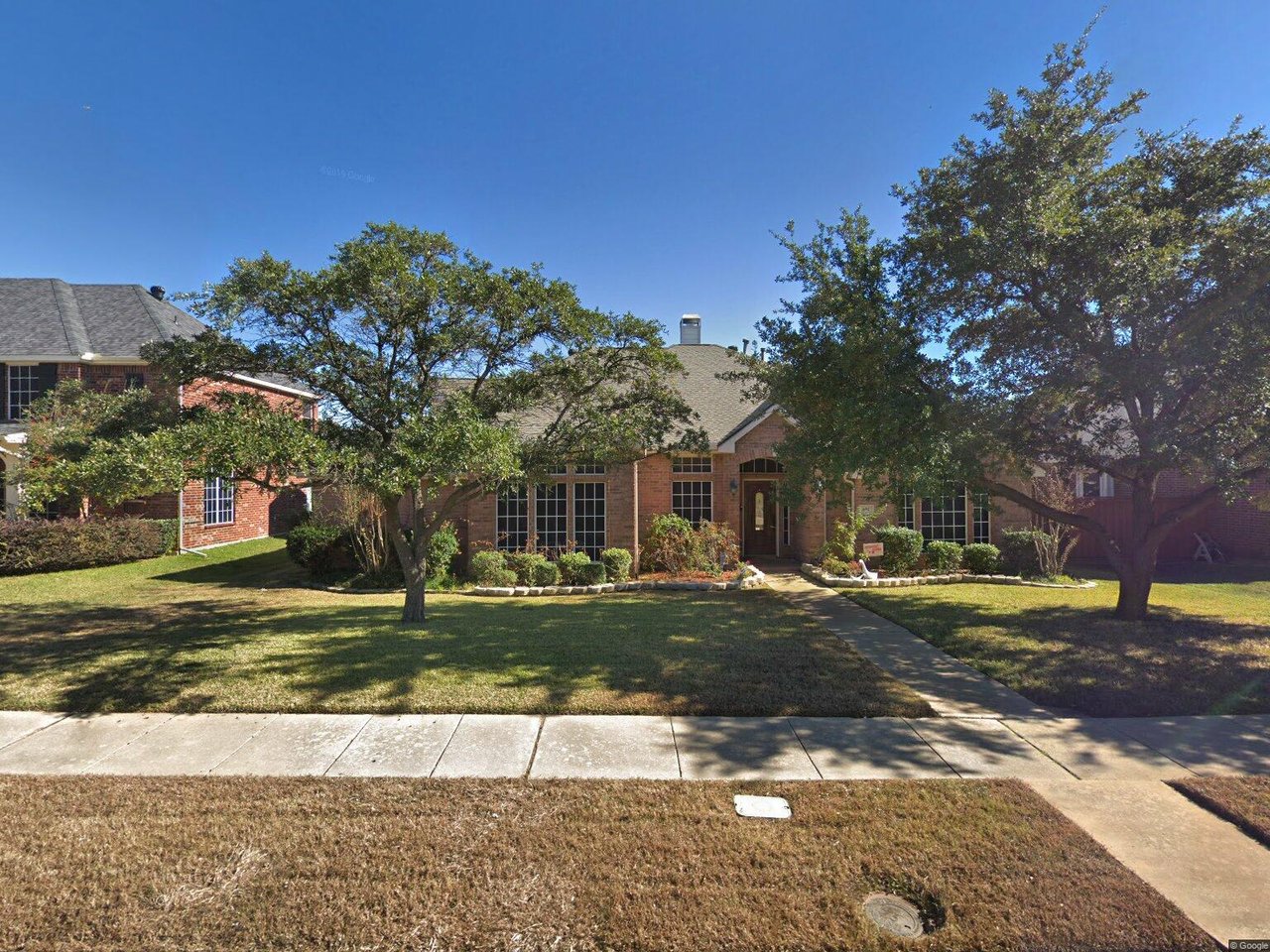 692 Hollow Cir