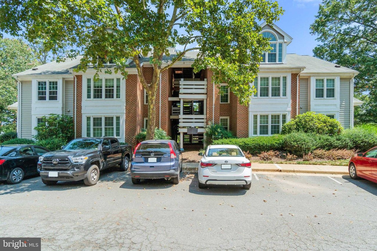 11142 BEAVER TRAIL COURT