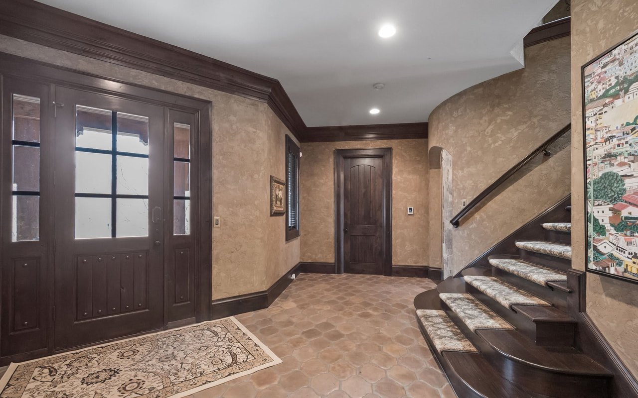 26565 Scenic Drive