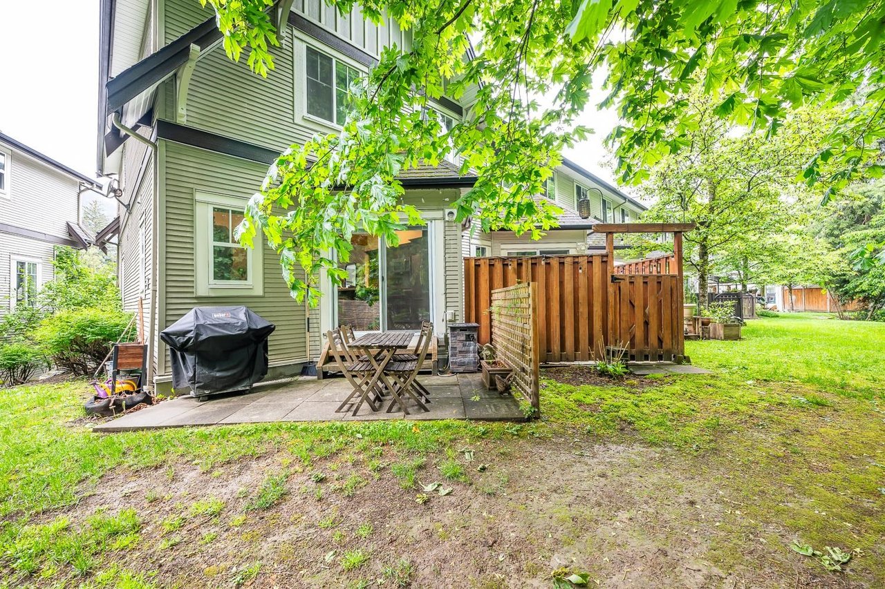 30-1800 Mamquam Rd