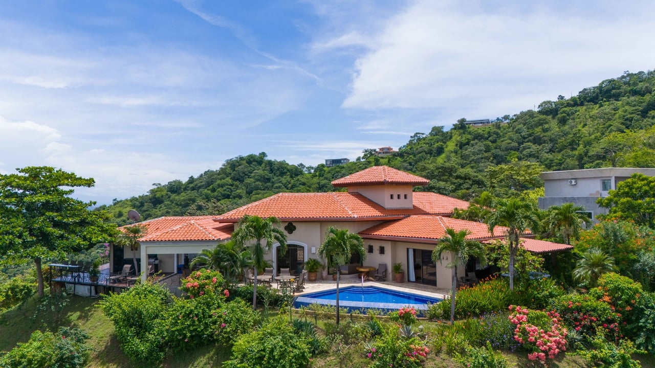 Mediterranean Villa Infinity Pool, Flamingo, Guanacaste