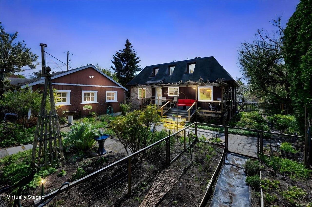 36 Tovey Cres, View Royal