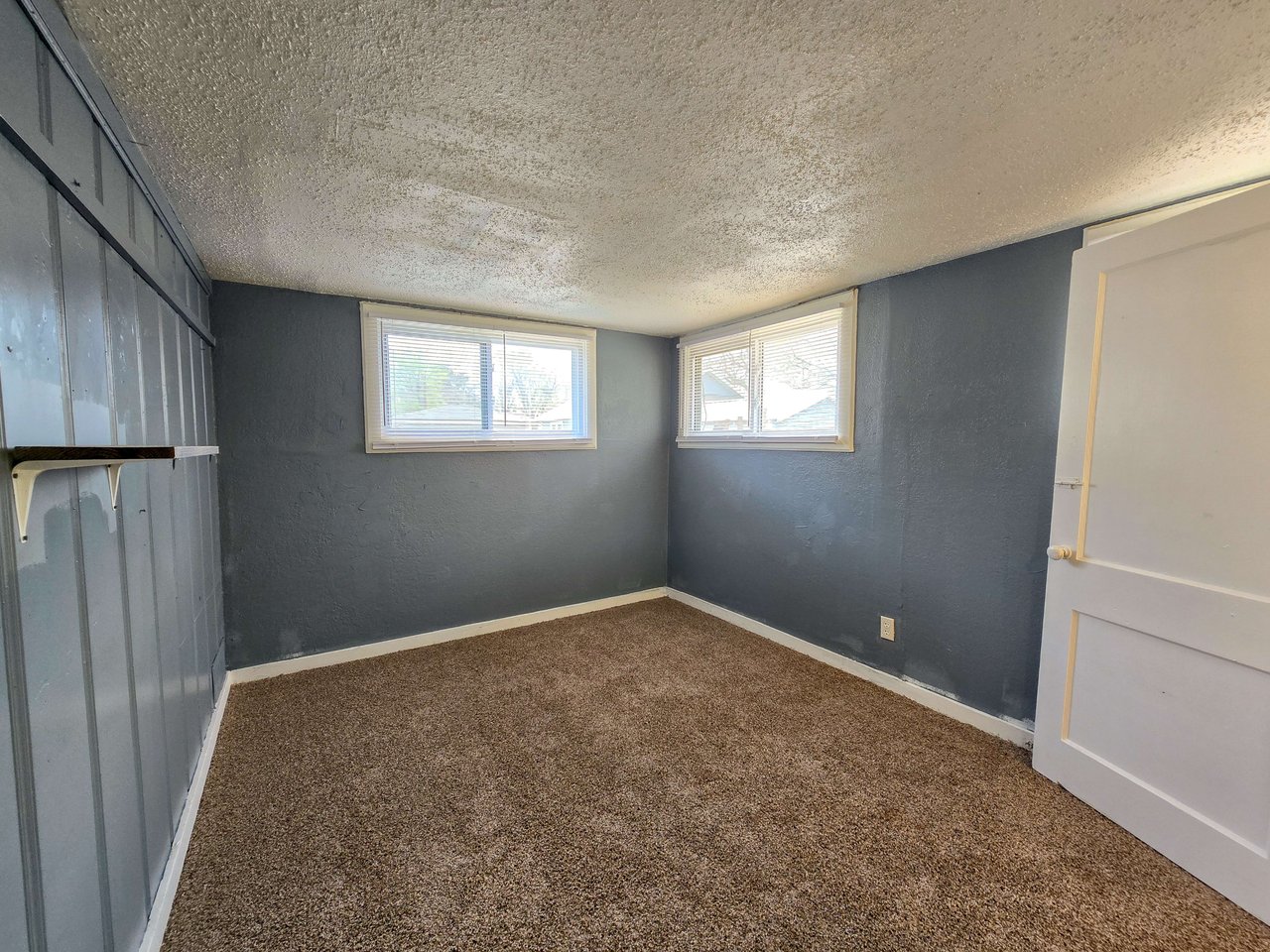 810 N Kickapoo