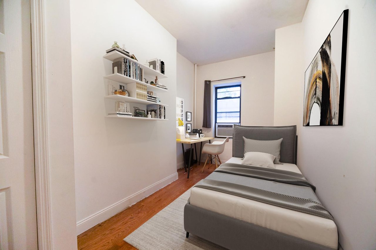 31 Saint Marks Place, Apt 1