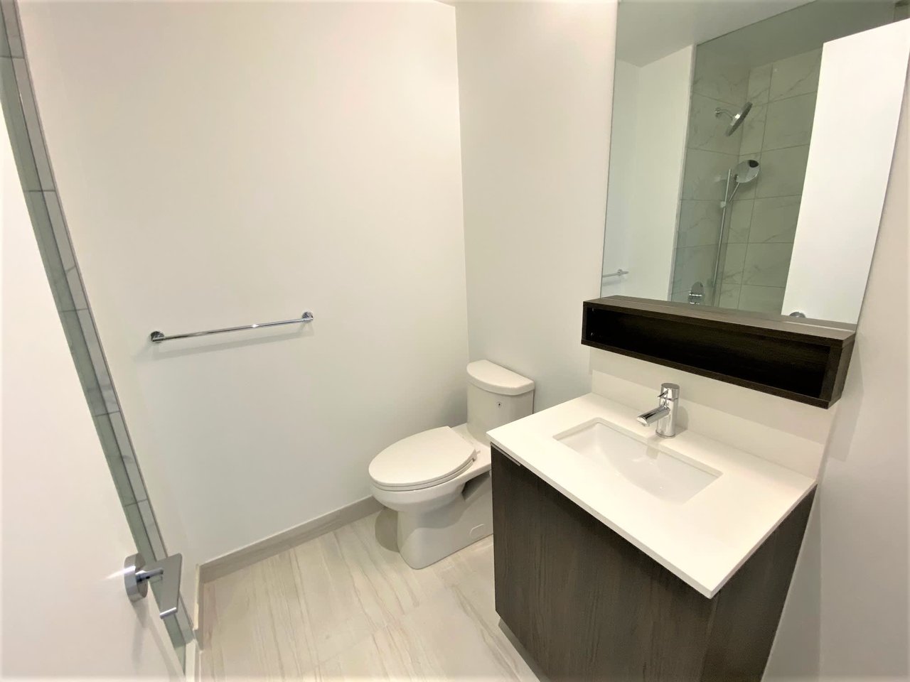 5 Buttermill Ave Unit: 1006