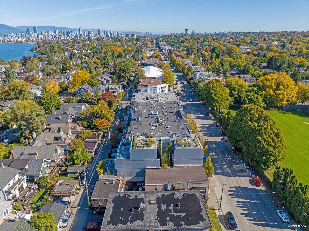 212-3333 W 4th Ave