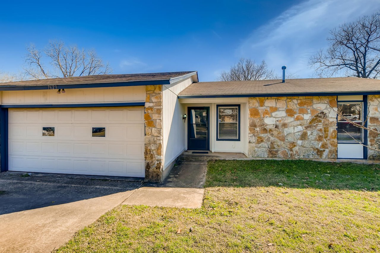 7623 Scenic Brook