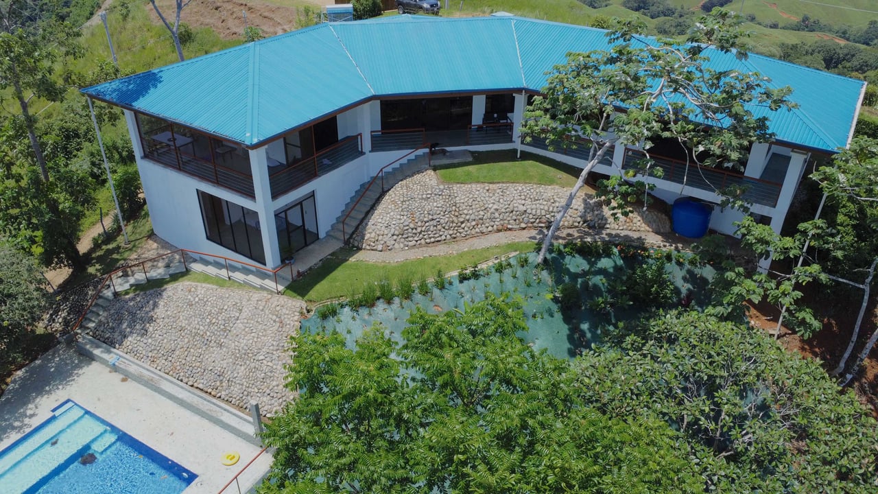 1.97 ACRES – 3 Bedroom Home With Pool, 360 Degree Mountain And Ocean View!