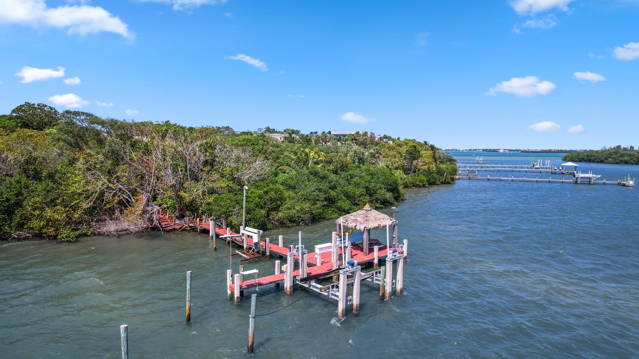 Sewalls Point Waterfront Estate